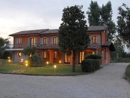 卡伯格兰恩住宿加早餐旅馆 3* Pernumia